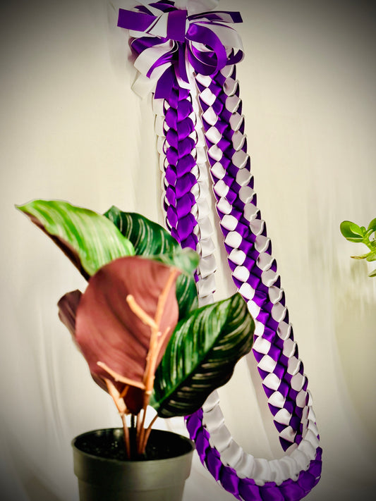 The Lope Premium Lei