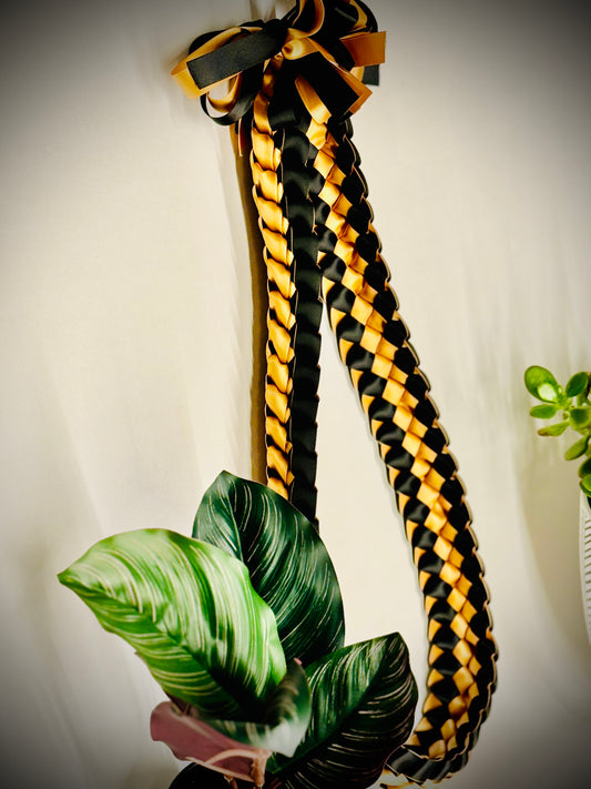 The Scorpion Premium Lei